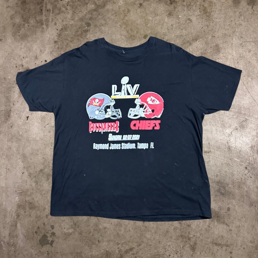 2021 Tampa Bay Buccaneers vs Kansas City Chiefs T-Shirt Super Bowl LV NFL Men XL